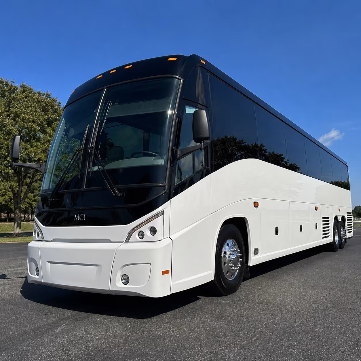 airport shuttle buses for michigan state university groups campus visitors