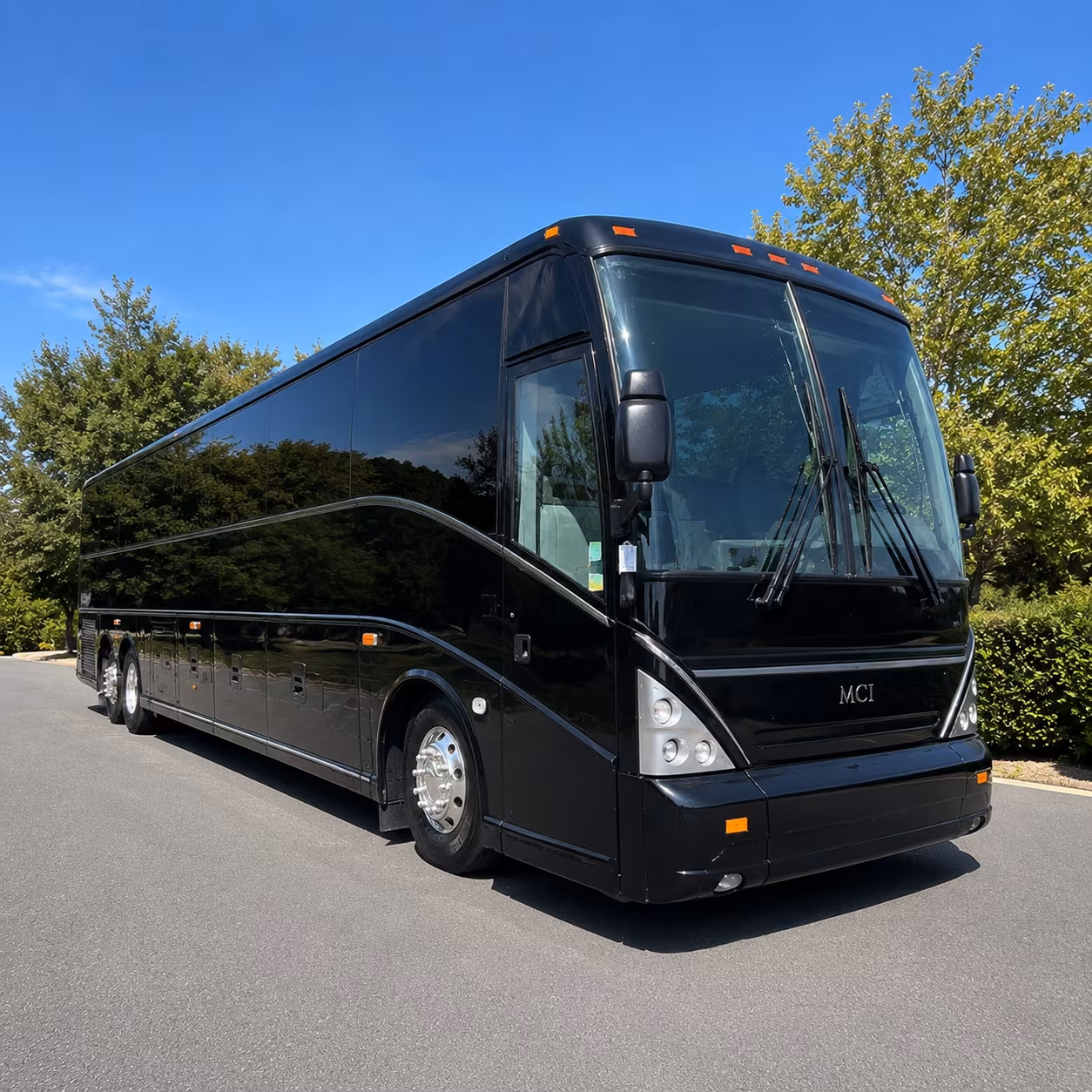 daily commuter shuttle buses for lansing s government and office corridors