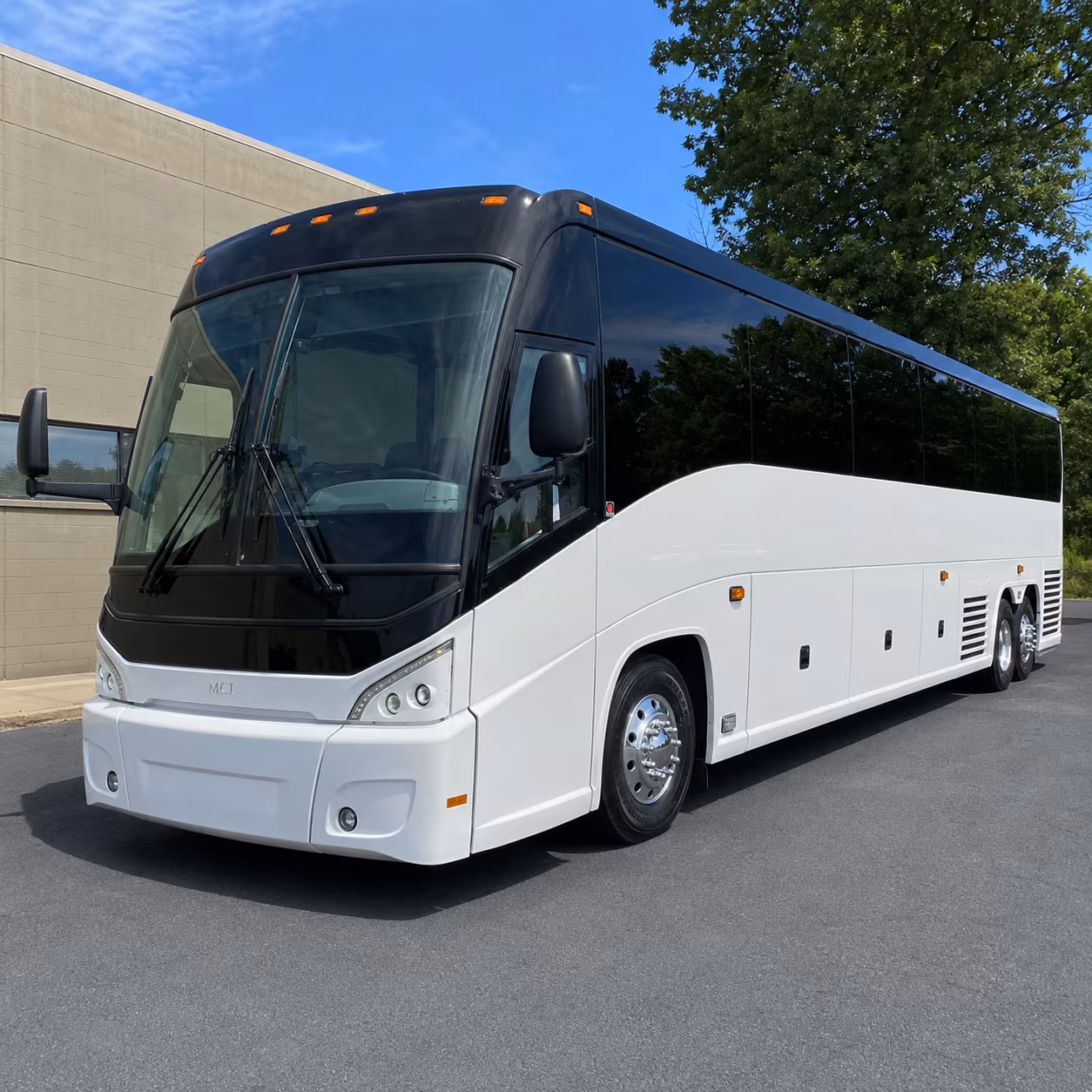 find the perfect transportation for your next airport transfer 5