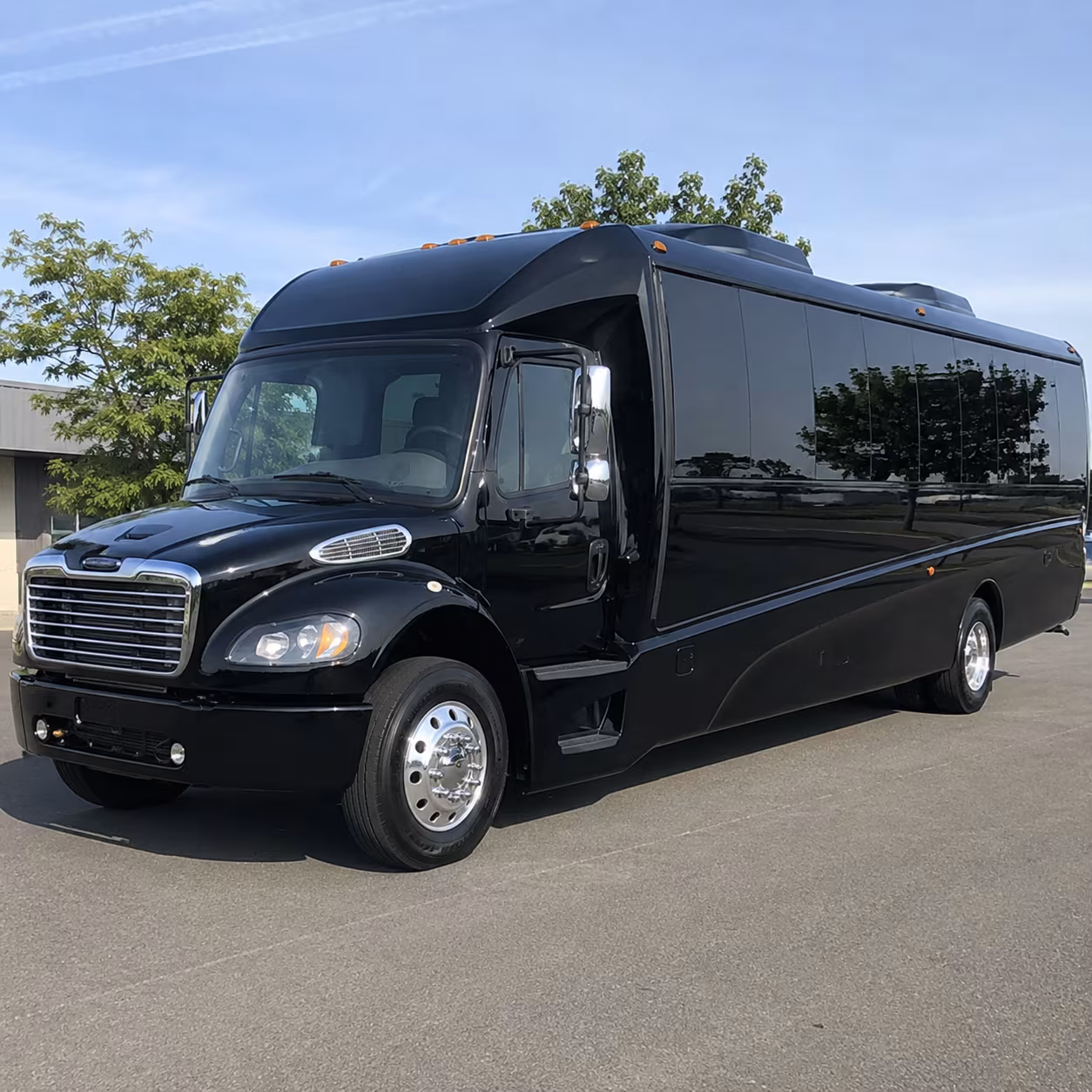 lansing 35 passenger minibus