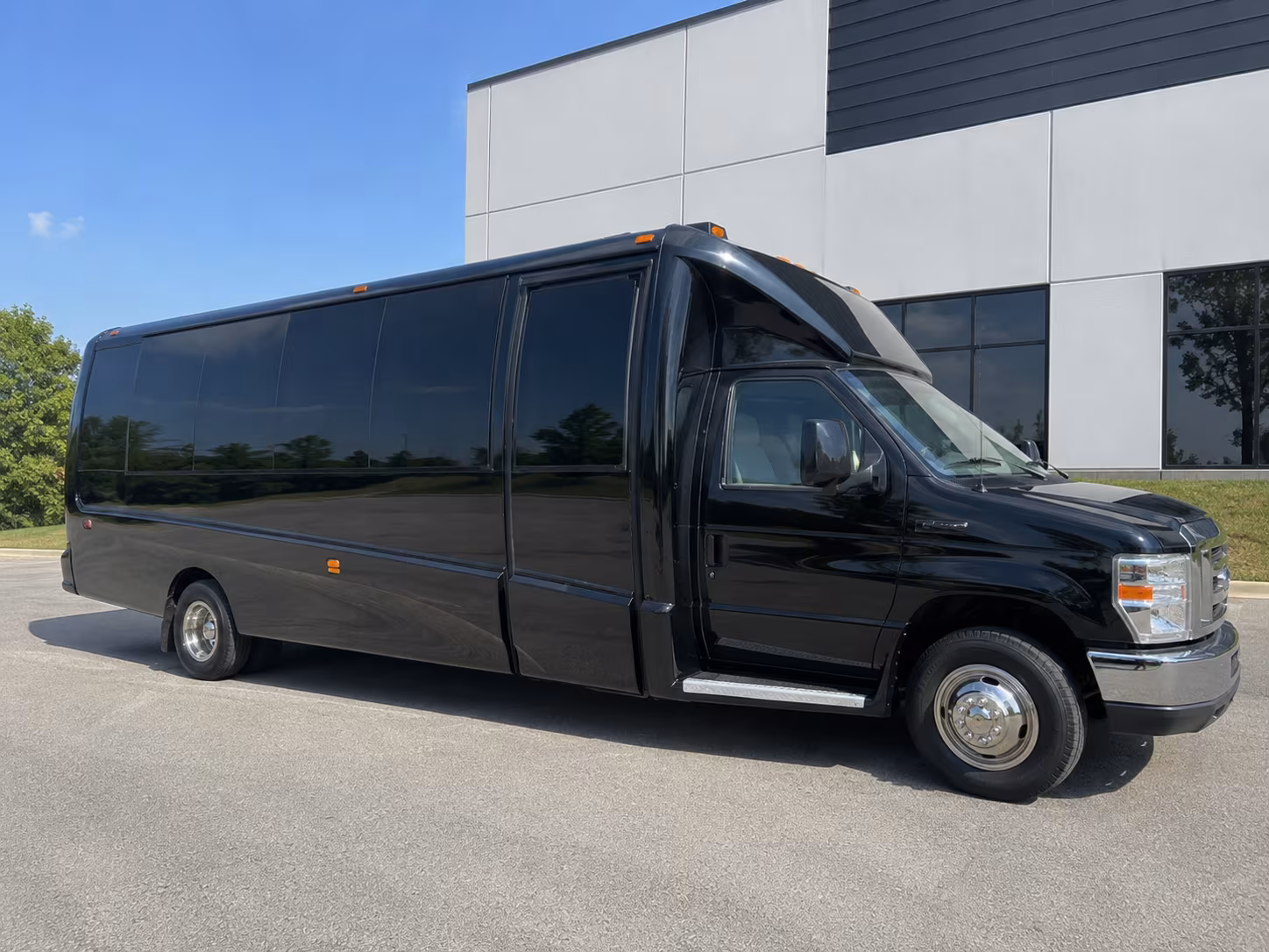 lansing holiday party bus rental