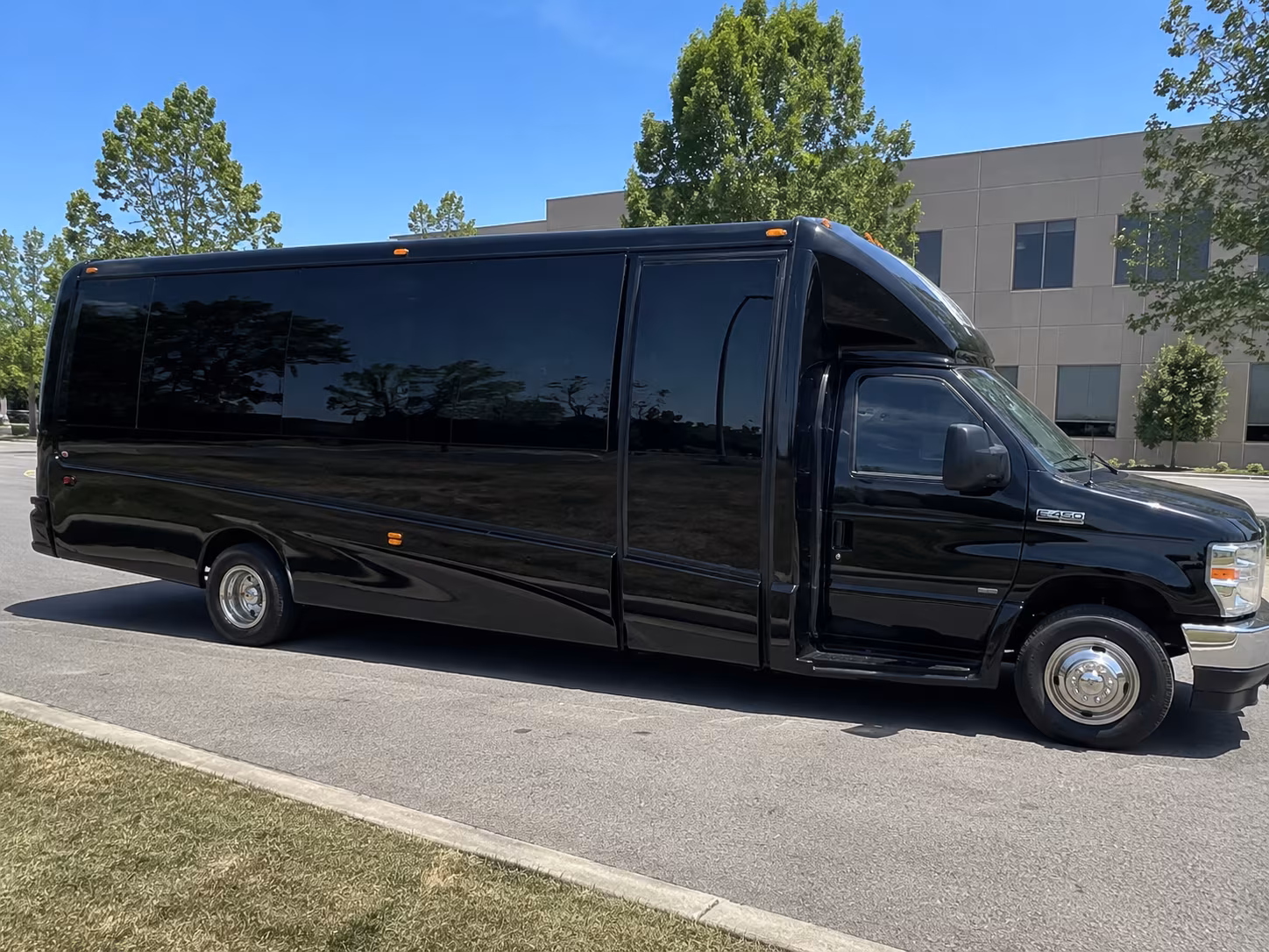 lansing party bus rental 2