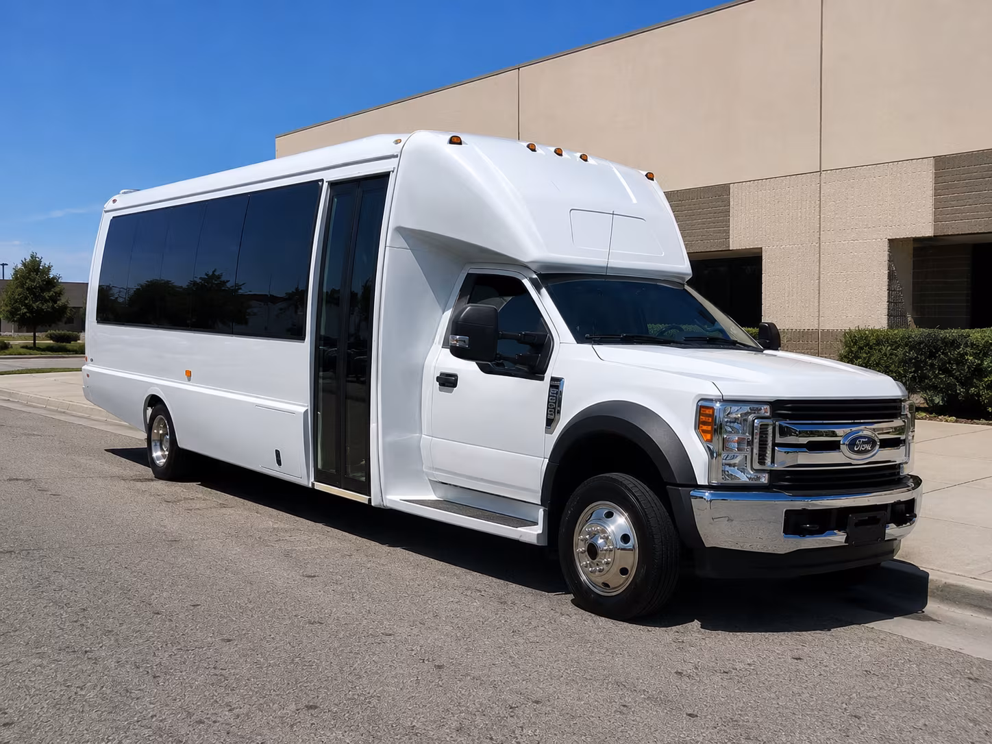 lansing wine tour transportation