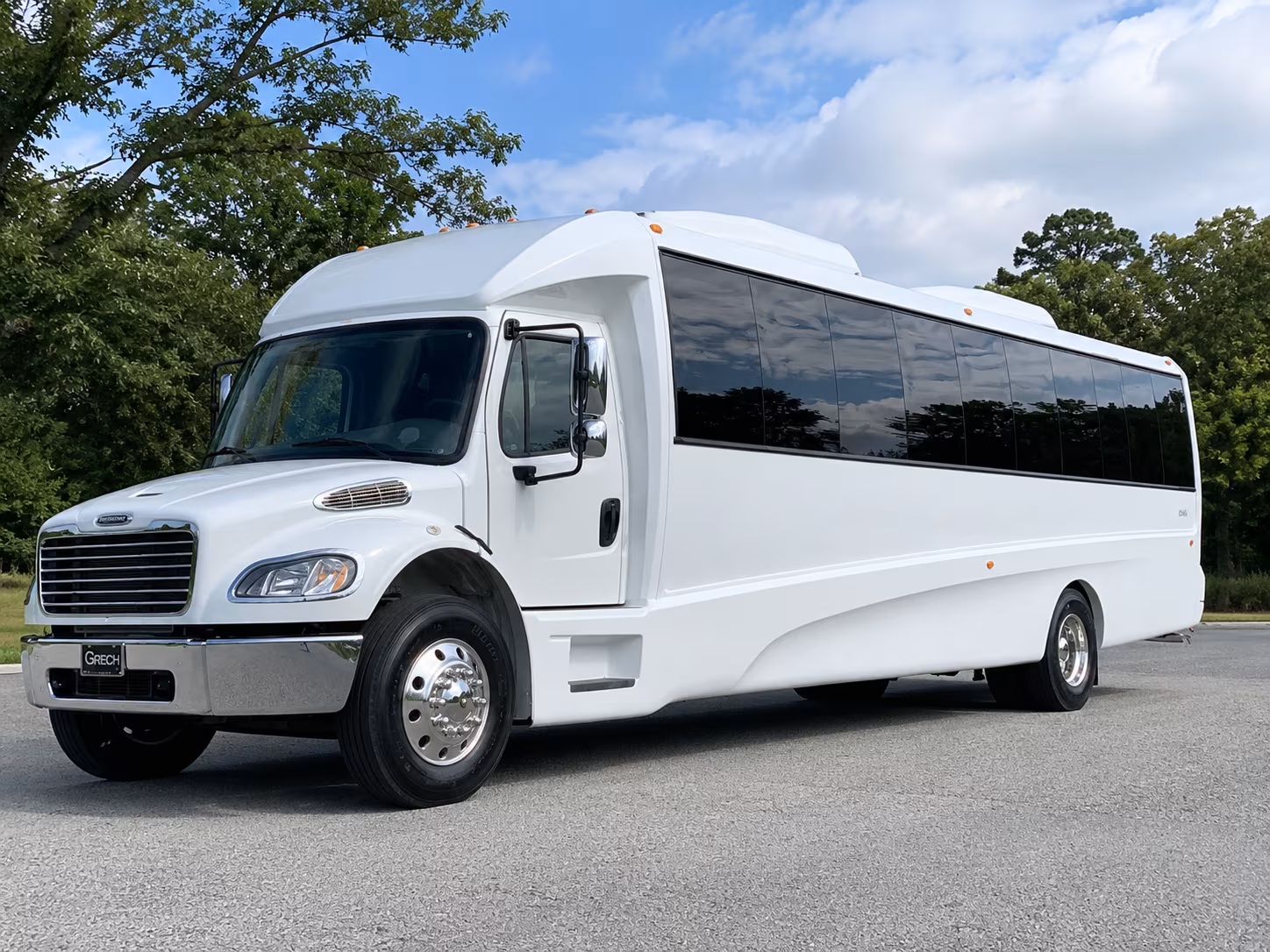party buses for lansing area hockey and arena sports fans